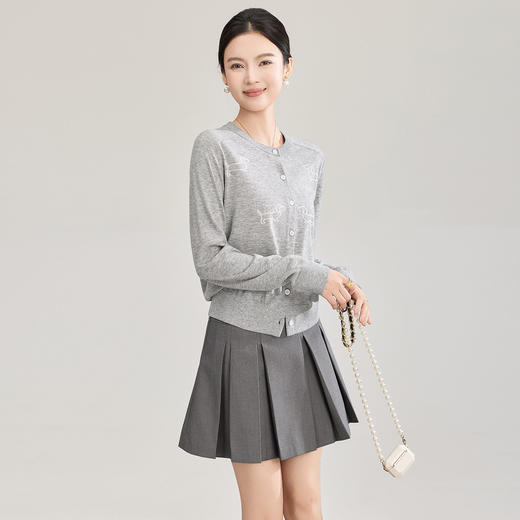 「高货wl」全新升级【铂金会员330/天猫449/差价119】(11741)洛诗琳气质羊毛混纺上衣2026春季新款小狗刺绣针织开衫 商品图2