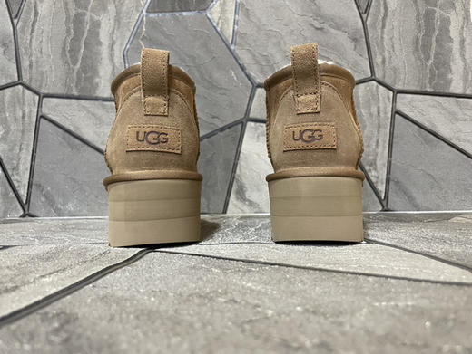 春季特惠💰350 UGG mini 三层底 5cm厚 经典的ultra mini鞋型 商品图4