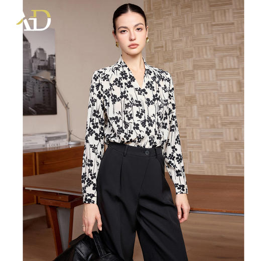 AD高级感长袖花衬衫女春2026新款通勤穿搭职业衬衣黑色裤子两件套 商品图3