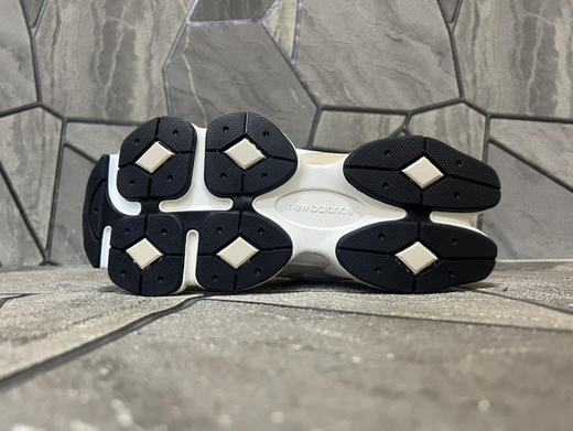 春季特惠💰360 新百伦New Balance NB9060 联名款 复古休闲运动慢跑鞋 商品图3