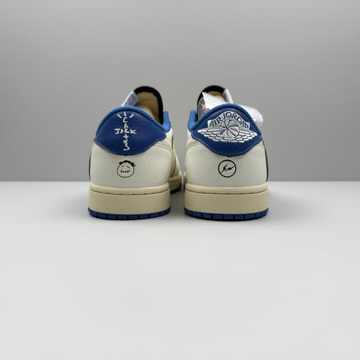 春季特惠💰430 公司级 # Travis Scott x Air Jordan 1 AJ1乔1低帮倒钩 商品图6