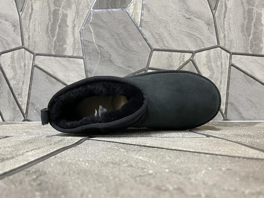 春季特惠💰350 UGG mini 三层底 5cm厚 经典的ultra mini鞋型 商品图2