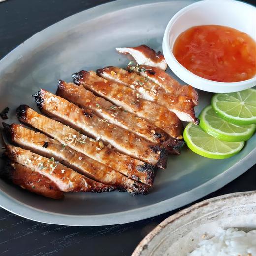 伊比利亚黑猪松板肉 | 猪肉界顶级“和牛“ 肉质细腻肉色鲜润 雪花纹理足 林间散养600天 橡果为食 烤/炸/炖/煮 商品图3