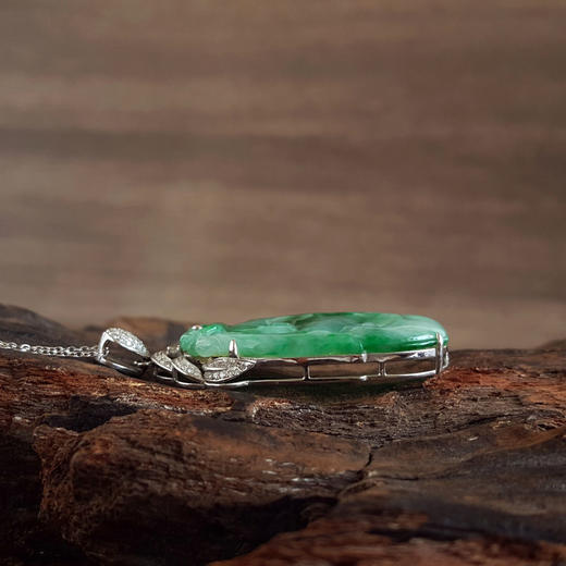 【天然正品】A货翡翠AU750白金镶钻镶天然细腻糯种飘绿花如意（万事如意）翡翠吊坠项链100226NJM12 商品图3