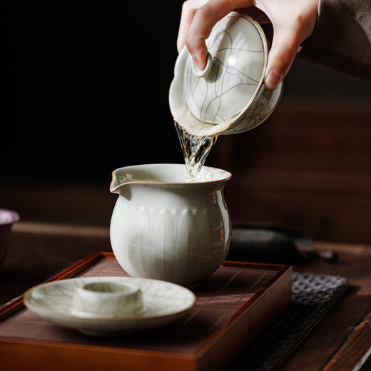 上新了故宫·「风雅颂」五大名窑茶具礼盒 ，故宫馆藏复刻，超值价，拥有全套名窑茶器！【赠盘香套盒】（预售3月11日发货）【G】 商品图6