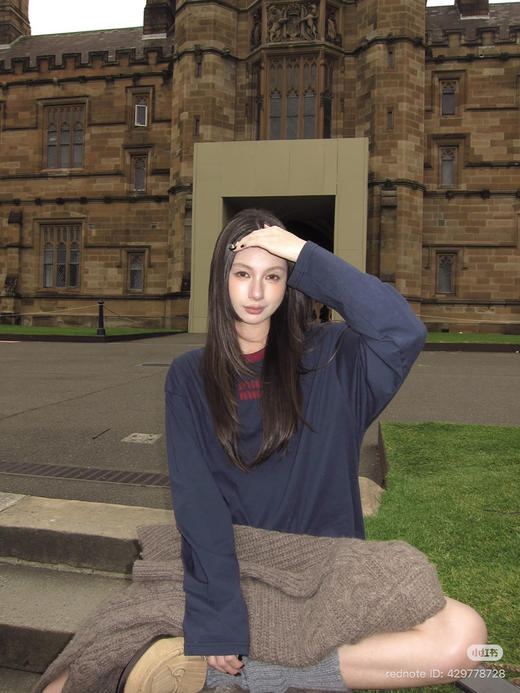 初十上新 渠道圆正 Miu手工绣徽标 宽松版 撞色长袖T恤 商品图14