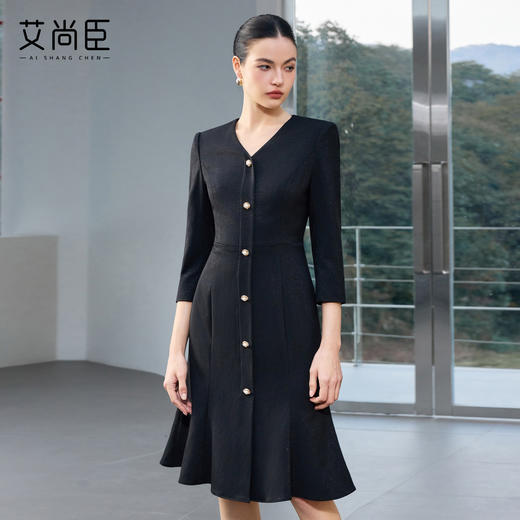 艾尚臣七分袖轻奢优雅风黑色V领连衣裙女长袖收腰显瘦气质裙 商品图2