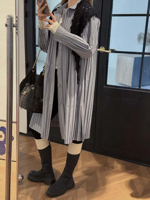 口碑I*ssey Miyake三宅一生 褶皱风衣外套 商品图3