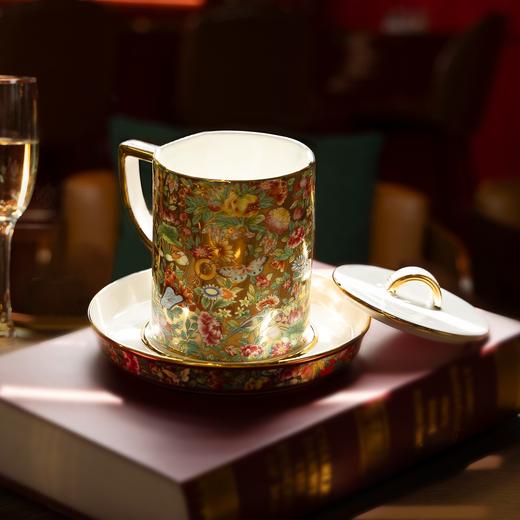 【6F】国瓷永丰源 广彩传承三件套盖杯（金底） 商品图0