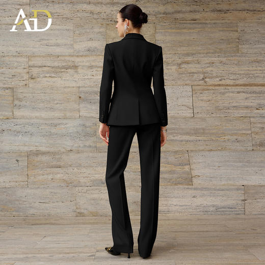 AD轻奢高级感黑色西装套装女春季2026新款爆款巨好看喇叭裤两件套 商品图4