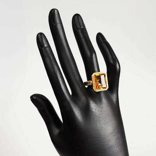 【天然正品】AU750黄金镶天然镂空设计师款近全净体8.79克拉黄水晶戒指 18.5号（戒圈可改）231225TJ36 商品图7