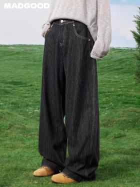 马得工地/MDGDKZ211747/星星铆钉弯刀裤