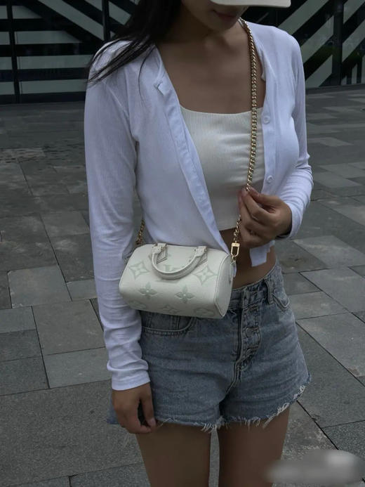 LV speedy nano 抹茶牛奶 牛皮 斜挎包 商品图1