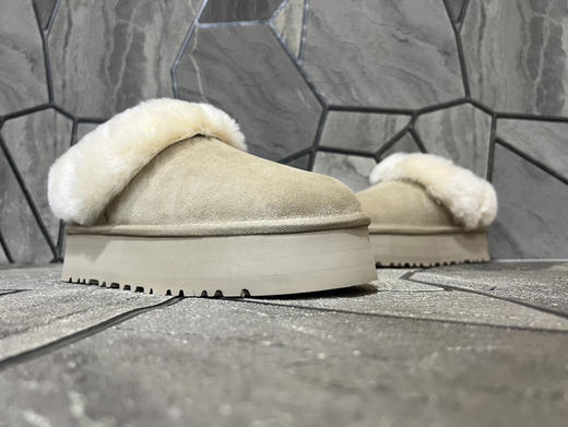春季特惠💰350 UGG 廓形设计的 Tazzelle 塔茨勒便鞋 厚底懒人鞋 商品图5
