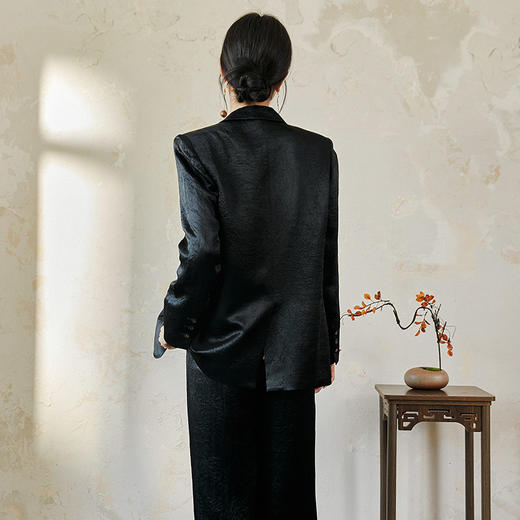 AD高端品牌新中式西装外套女春季2026年新款高级感超火穿搭一整套 商品图4