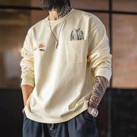 马登工装美式印花口袋长袖T恤纯全棉舒适圆领打底内搭体恤男款春 商品图0