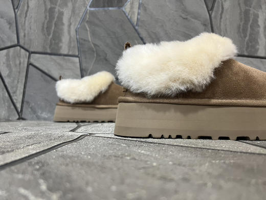 春季特惠💰350 UGG 廓形设计的 Tazzelle 塔茨勒便鞋 厚底懒人鞋 商品图6
