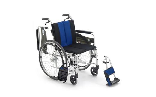 日本MIKI轮椅轻便折叠老人手推轮椅残疾人专用代步车 商品图0