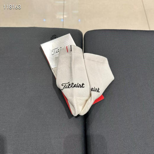 韩单男士titleist高尔夫球袜，新款运动休闲中短袜百搭袜子，带防滑颗粒  ，均码39-44
白色/花灰色/黑色。特价99两双包邮 商品图7