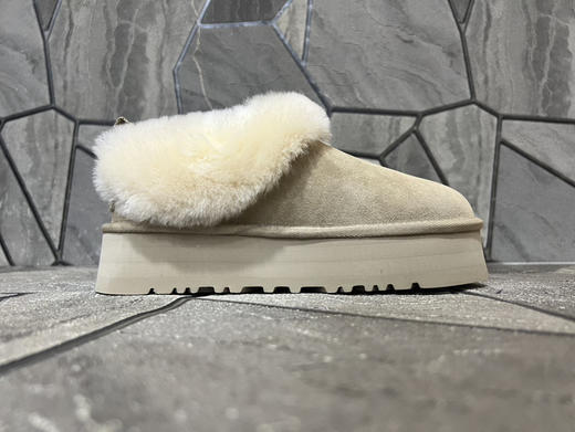 春季特惠💰350 UGG 廓形设计的 Tazzelle 塔茨勒便鞋 厚底懒人鞋 商品图1