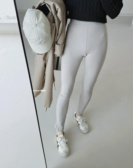 Toteme裤腿开叉打底裤小黑裤 商品图3