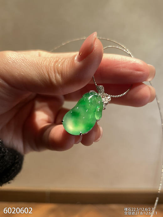 6020602，福瓜吊坠.具体价格微信咨询 商品图0