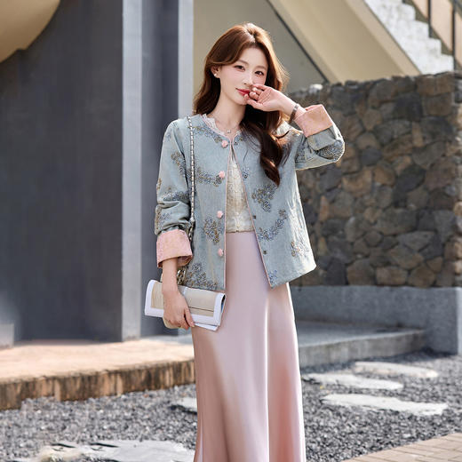 新中式复古重工亮片钉珠短外套，盘扣小个子气质上衣（仅上衣）HR-2676 商品图1