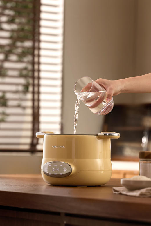 【微压烹煮更省时】安本素多功能微压一体电饭煲APIX-RCB05T 钛金陶瓷釉内胆 1000pa微压焖煮 配蒸屉 容量3L 12h预约 火锅/煮粥/煲汤/煮饭 商品图5