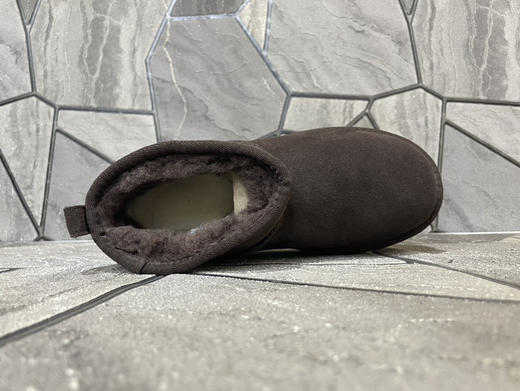 春季特惠💰350 UGG mini 三层底 5cm厚 经典的ultra mini鞋型 商品图2