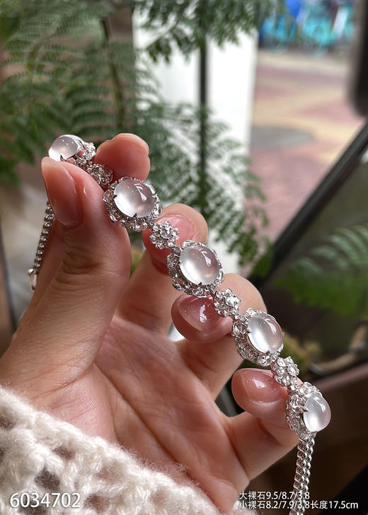 6034702，蛋面手链。具体价格微信咨询 商品图1