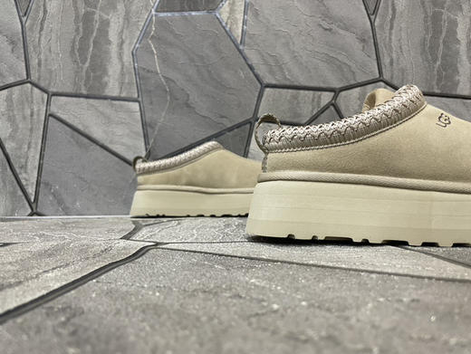春季特惠💰350 UGG Tazz 厚底民族风 舒适休闲包头拖鞋 女款 商品图6