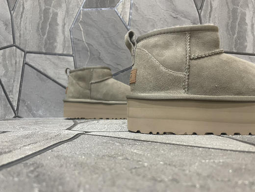 春季特惠💰350 UGG mini 三层底 5cm厚 经典的ultra mini鞋型 商品图6