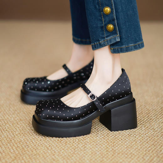 【预售7天】9cm超高跟粗跟防水台单鞋，春秋新水钻沙丁布玛丽珍鞋浅口小皮鞋9303 商品图0