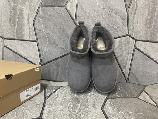 春季特惠💰350 UGG mini 三层底 5cm厚 经典的ultra mini鞋型 商品图7