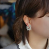龢盒原创 春野花环翡翠白贝母耳环 商品缩略图4