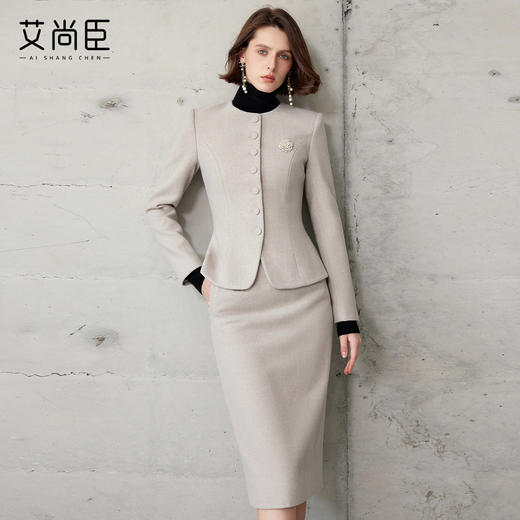 艾尚臣法式高级感时尚套装女燕麦色端庄大气西服两件套正式场合冬 商品图0