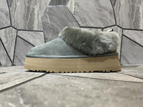 春季特惠💰350 UGG 廓形设计的 Tazzelle 塔茨勒便鞋 厚底懒人鞋