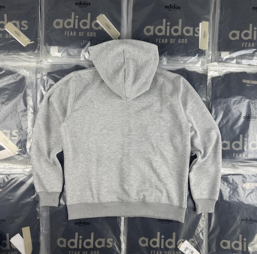 原单正品 GAP logo抓绒贴布绣连帽衫卫衣，男女同款，内里薄绒 胸前刺绣logo设计，经典百搭款！
黑 灰两色 尺码S - XL 版型宽松 商品图4