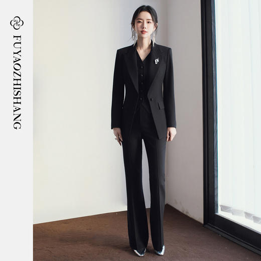 FUYAO扶摇直上 轻奢黑色西装套装女2026春季通勤西服微喇裤三件套 商品图1
