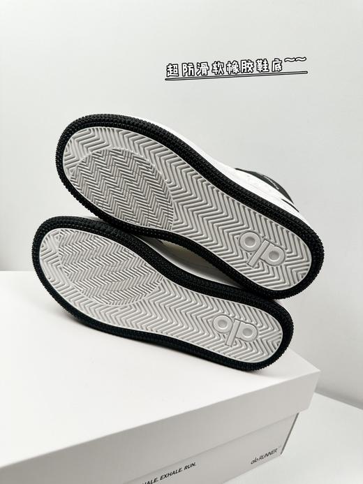 直发偏小一码 “ALO”正品尾货 开年蕞好穿的空军一号款小白鞋！！情侣款 商品图3