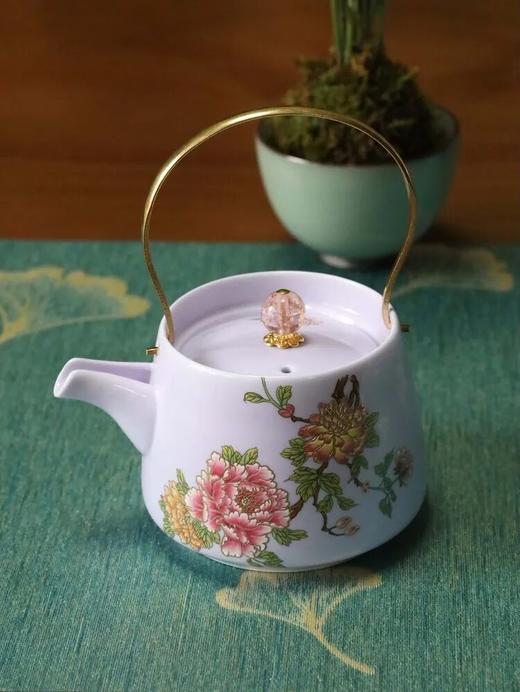 紫韵流芳·羊脂玉提梁壶套组 | 刘铭志大师监制，细腻的羊脂玉瓷，玉兰花牡丹花花绘 商品图0