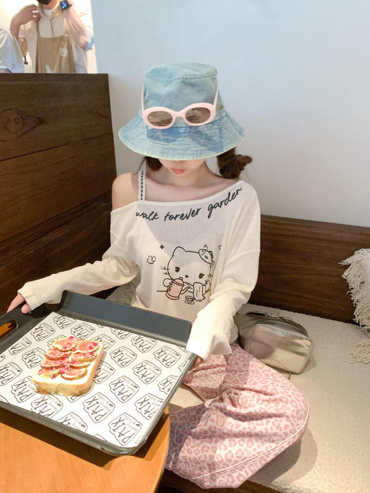 <曾小咸推荐>3.1现货秒杀！微信超特价！韩系粉色豹纹高腰直筒牛仔裤 日常229.99 立减130 秒杀99.99！ 商品图12