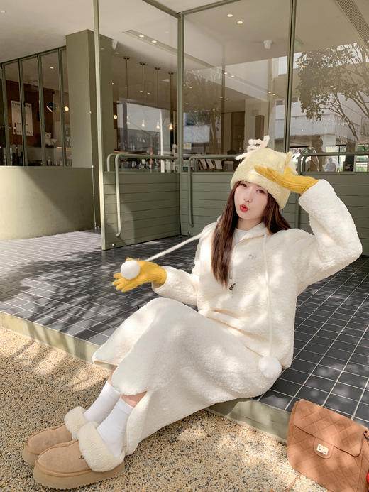 <曾小咸推荐>3.1现货秒杀！微信超特价！韩系米白色摇粒绒连帽卫衣 日常189.99 立减100 秒杀89.99！半裙 日常159.99 立减80 秒杀79.99！ 商品图7