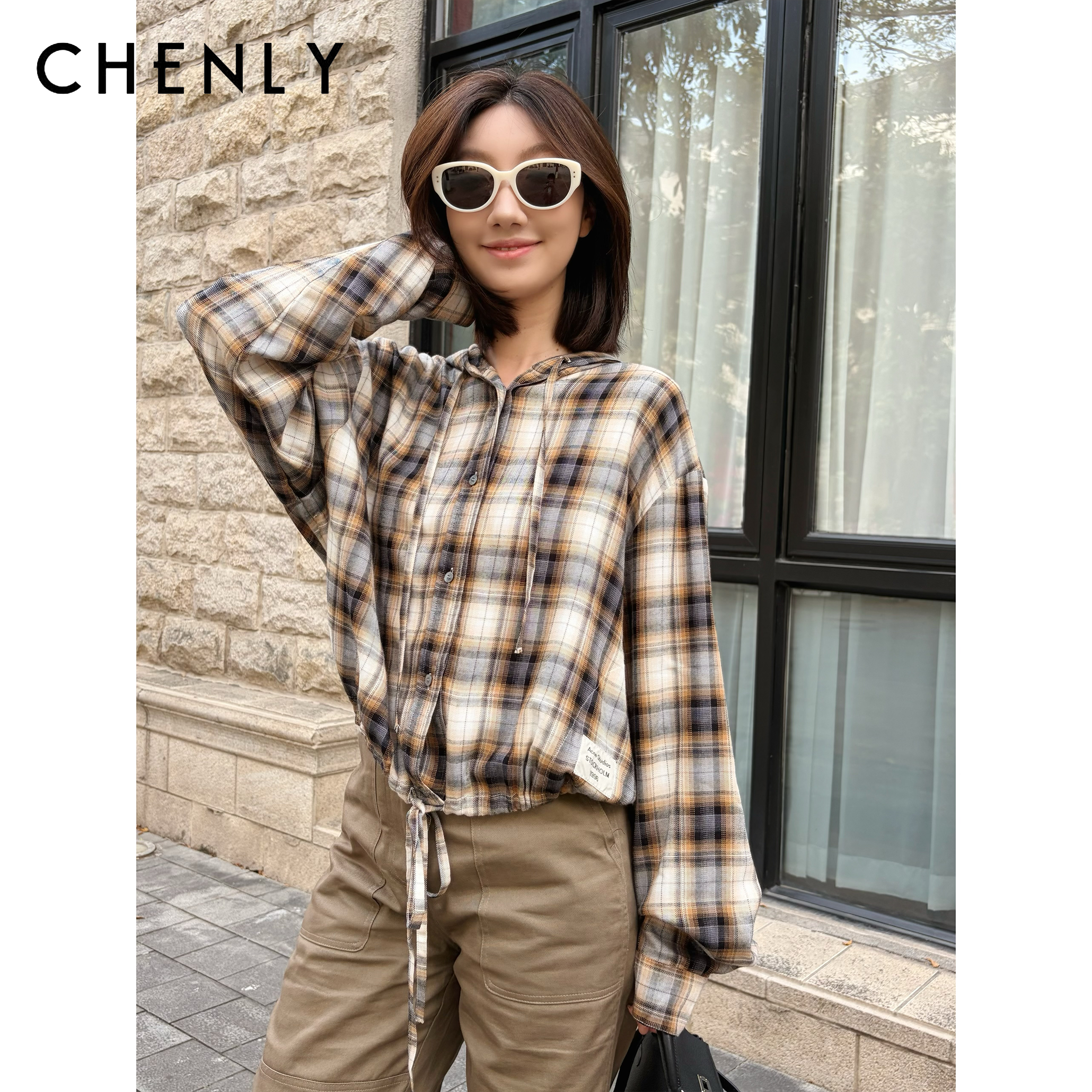 尘衣｜26SS撞色格子减龄薄款连帽抽绳外套