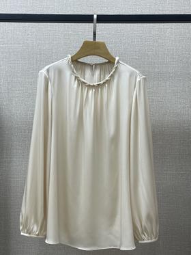 设计师珍珠领衬衣