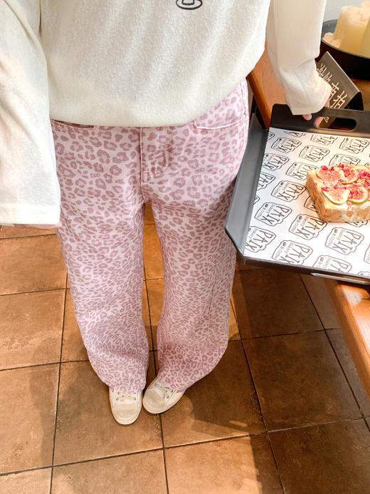 <曾小咸推荐>3.1现货秒杀！微信超特价！韩系粉色豹纹高腰直筒牛仔裤 日常229.99 立减130 秒杀99.99！ 商品图13