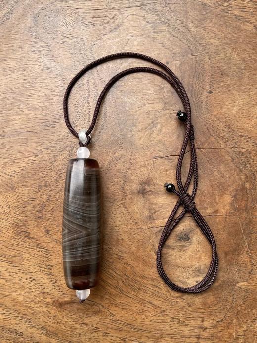 糖褐色底细白线缠丝玛瑙大勒子，顺丰包邮 商品图1