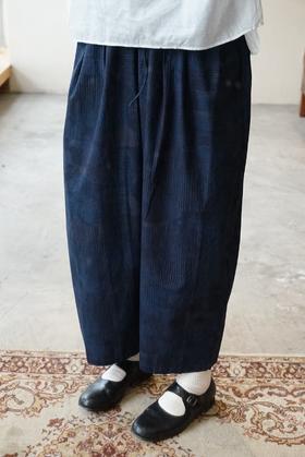 Khadi and Co蓝花纹经典裤型