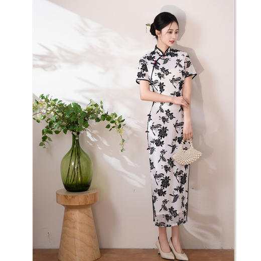 新中式黑色原创绝美旗袍2026新款中老年气质高级感收腰显瘦日常穿旗袍166033 商品图3