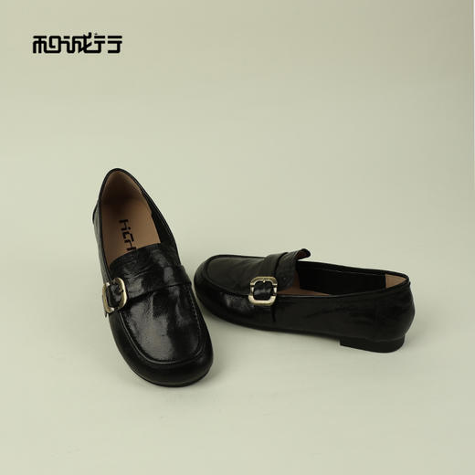 和诚行2026春季新款法式英伦风小皮鞋舒适百搭一脚蹬乐福鞋1930117 商品图4
